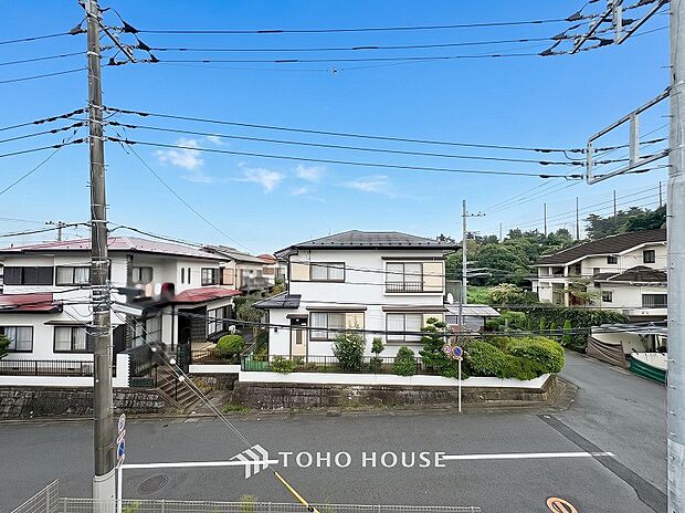 開放的で気持ちの良い眺望と青い空を満喫できます。
