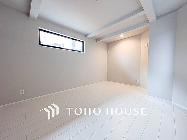 環境の良い場所にセンス良く暮らしたい、こだわりの室内には至福のシーンが繰り広げられます。