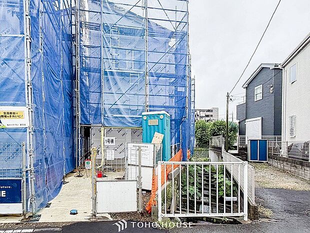 敷地内に駐車スペースがあると、日々の暮らしのをスムーズに運ぶ事が出来ます。