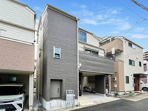 閑静な住宅地で小さなお子様がいるご家族にも安心な住環境が魅力です。