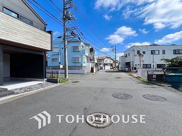 落ち着きのある閑静な住宅街。きっとここからご家族のかけがえのない想い出が作られることでしょう。
