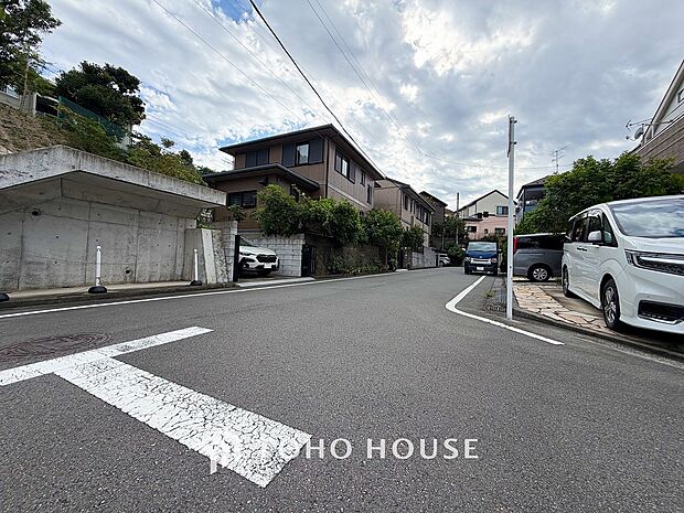 落ち着きのある閑静な住宅街。きっとここからご家族のかけがえのない想い出が作られることでしょう。