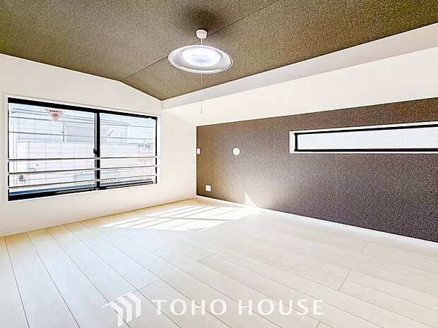 環境の良い場所にセンス良く暮らしたい、こだわりの室内には至福のシーンが繰り広げられます。