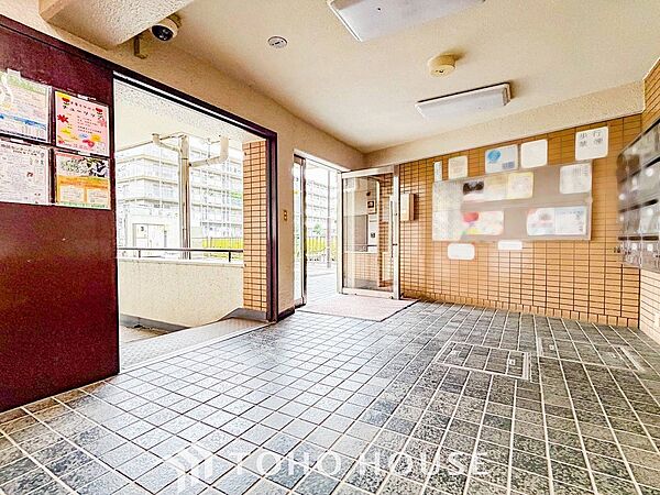訪れるゲストや住む人を優しく迎え入れてくれる明るい空間です。
