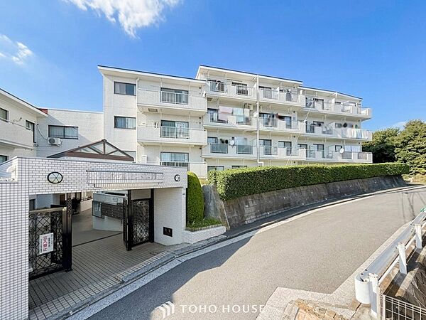 忙しく過ぎゆく日常を置き去るほど、ゆったりした時間が流れる住環境。
