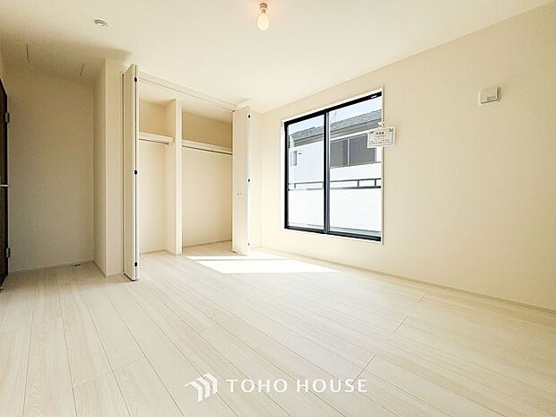 環境の良い場所にセンス良く暮らしたい、こだわりの室内には至福のシーンが繰り広げられます。