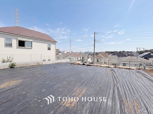 閑静な住宅街の陽当りに恵まれた土地で寛ぎに満ちた生活を。