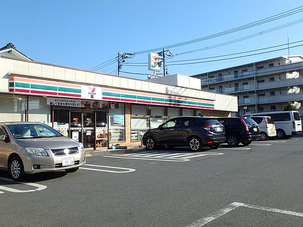 24時間営業ですので、急な買い物に便利です。