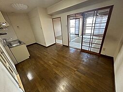 エクレール大里東 5階3DKのリビング/ダイニング