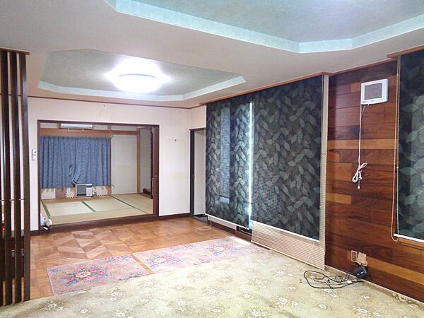 1階LD16帖