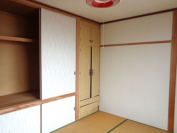 2階和室6帖