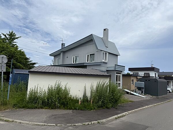detached 北海道網走市潮見７丁目
地図を見る