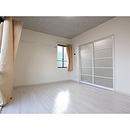 フレグランスブルーウイング 2階1DKのリビング/ダイニング