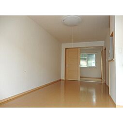 Ｋ・ビレッジIII 1階1LDKのリビング/ダイニング