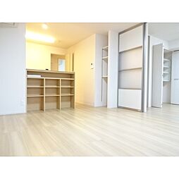 ルーエ・ポム　A棟 1階2LDKのリビング/ダイニング