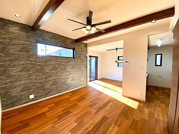 「ブルックリンスタイル」LDK(施工例) 居心地の良いカフェのような良質な空間に。