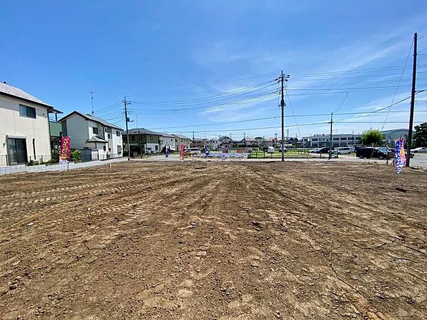 未完成につき【現地→モデルハウス】をご案内いたします。 お気軽に【048-789-1000】までお問い合わせください。