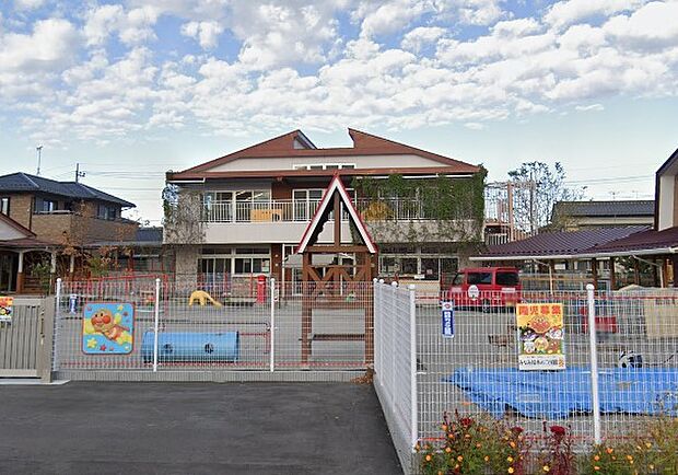 北本市みなみ絵本のこども園 幼保連携型認定こども園。自然とふれあい子どもらしいみずみずしい感性と豊かな人間性を育てます。(740m)