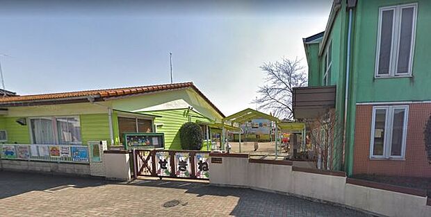 せきね幼稚園 かきかた教室や英語教室など幼少期から言語に触れる機会を得られるほか、遊びや音楽・体力づくりの面でも力をいれており様々なイベントがあります。(850m)