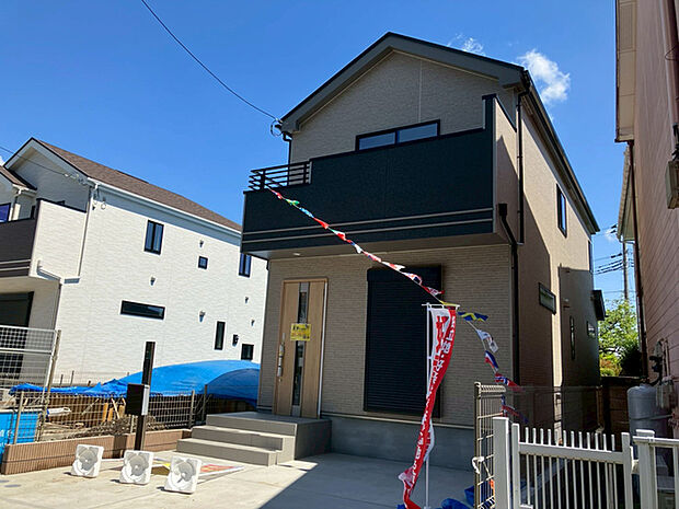 【建物完成しました！】 ご案内は三国ホームにおまかせください！ ご見学のご予約はお気軽にお電話【048-789-1000】まで！