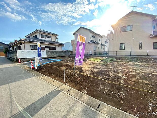 「小中学校」徒歩10分、大型商業施設「ベニバナウォーク」徒歩4分と幅広い年代に暮らしやすい周辺環境♪