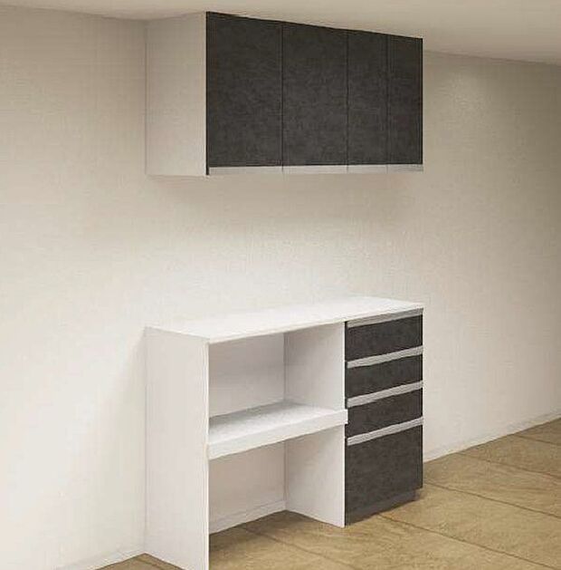 カップボード(メーカーイメージ) 食器をたくさんしまえるのはもちろん、調理家電もバッチリ収まります!