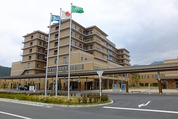 県立丹波医療センター約1.4km