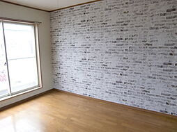 アースヒルズ 201 2階2LDKのリビング/ダイニング