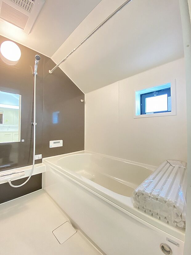 今日のモヤモヤを忘れるリラクゼーション空間。ゆったりくつろいでいただけますように。