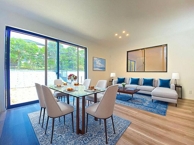 本画像はCGで作成しており、実際に現地に家具は置かれておりません。また、価格に家具は含まれておりません。