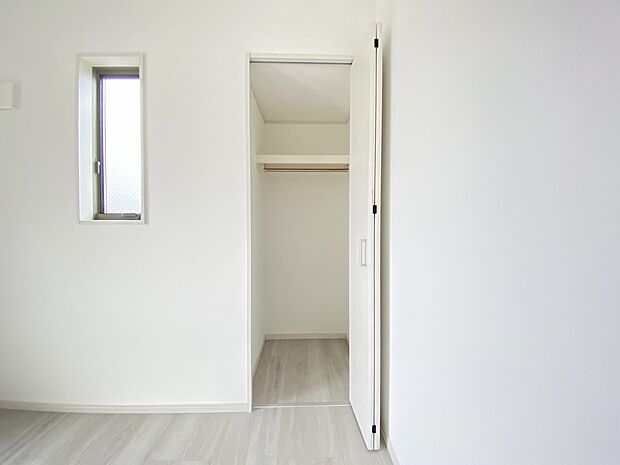 収納スペースは奥行きがあり、成長に合わせて広々とご利用していただけます。全居室収納スペース有