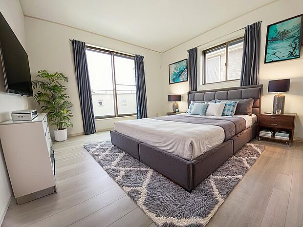 カーテンの色や柄でもお部屋の雰囲気が変化します。理想のお部屋を実現したいですね 本画像はCGで作成しており、実際に現地に家具は置かれておりません。また、価格に家具は含まれておりません。