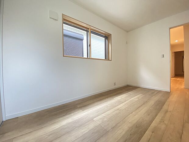 テイストやカラーを変えて、楽しいお部屋作りをお楽しみください