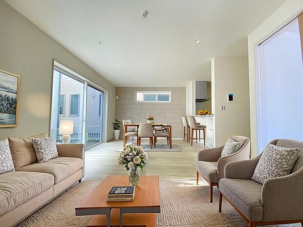 本画像はCGで作成しており、実際に現地に家具は置かれておりません。また、価格に家具は含まれておりません。