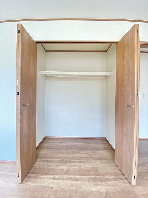 暮らしに余裕を生む、しっかり収納の頼れる空間。
