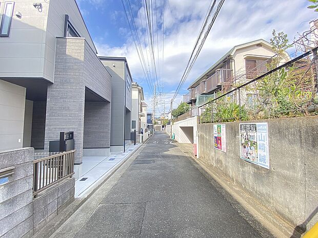 季節を感じるスポットが各地に点在します。忙しい毎日の中でも落ち着ける場所があるとホッとしますね。