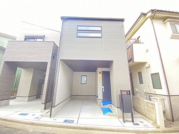 会話が弾む、暮らしが愉しくなる、安らぎの　場所としてこの邸宅で始まるストーリーを想像してみてください。