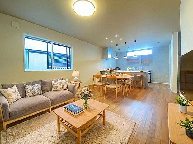 本画像はCGで作成しており、実際に現地に家具は置かれておりません。また、価格に家具は含まれておりません。