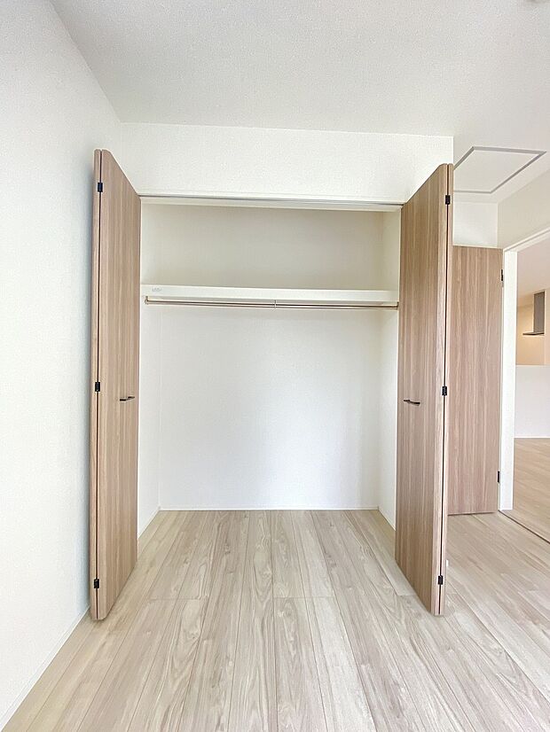 物の居場所を決めて、お片付けの習慣も付いてくれると嬉しいですね。