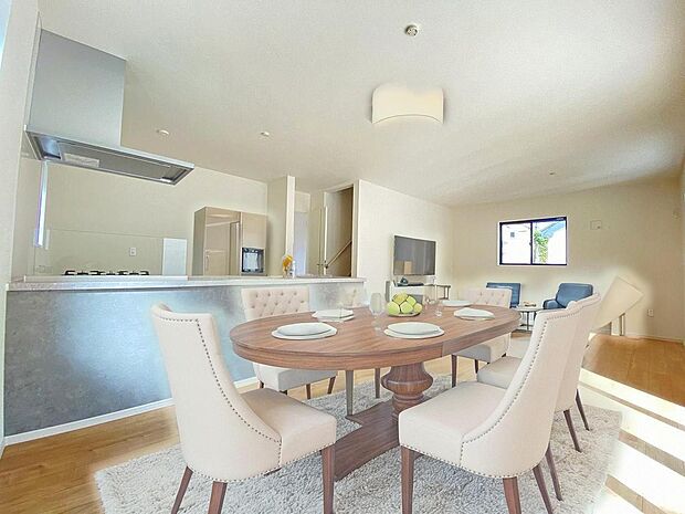 本画像はCGで作成しており、実際に現地に家具は置かれておりません。また、価格に家具は含まれておりません。