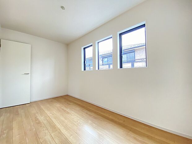 遊びと学びが共存する育ちの空間です。