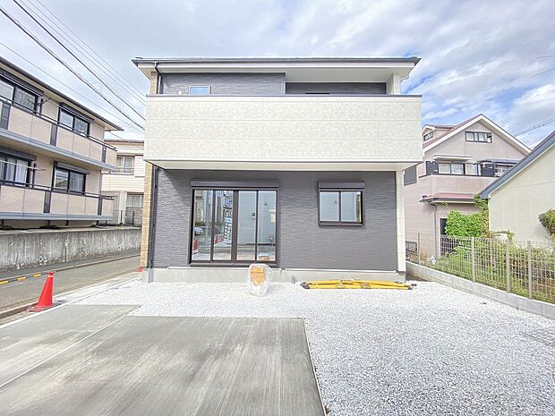 2駅2沿線ご利用可能な通勤通学にも便利な立地です。