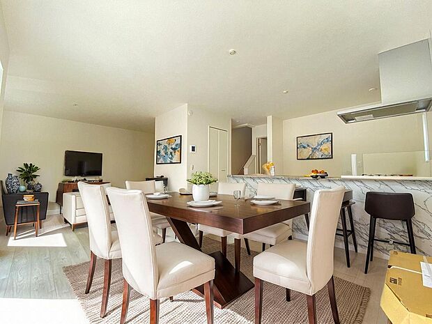 本画像はCGで作成しており、実際に現地に家具は置かれておりません。また、価格に家具は含まれておりません。