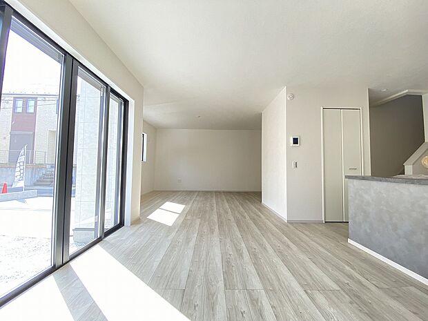 木肌の風合いが心までリラックスさせてくれます。