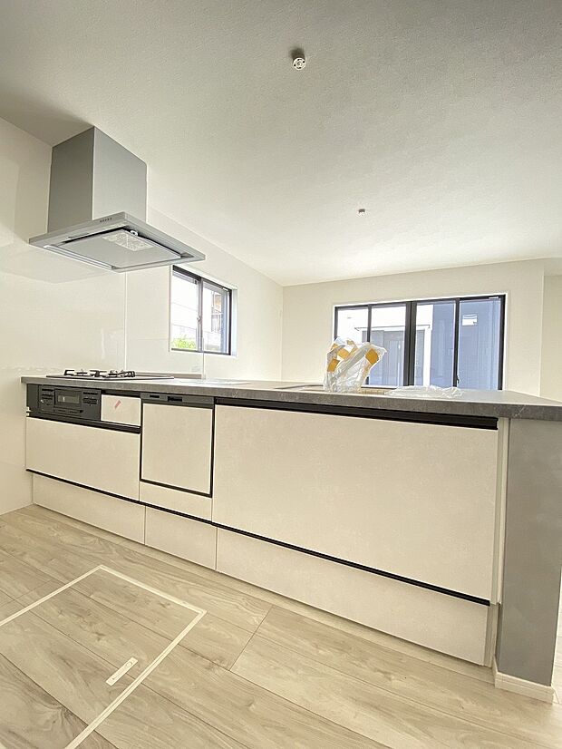 お料理の準備やお片付けもしやすいカウンターキッチンです。