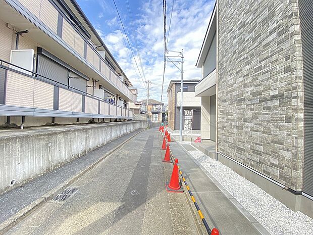 閑静な住宅地で子育て家族に適した、ゆとりある住環境が整っています。