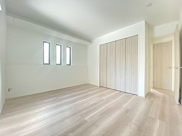 ゆっくりとした時間が流れる、癒しの寝室です。