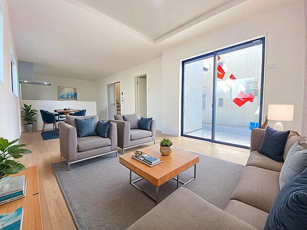 本画像はCGで作成しており、実際に現地に家具は置かれておりません。また、価格に家具は含まれておりません。