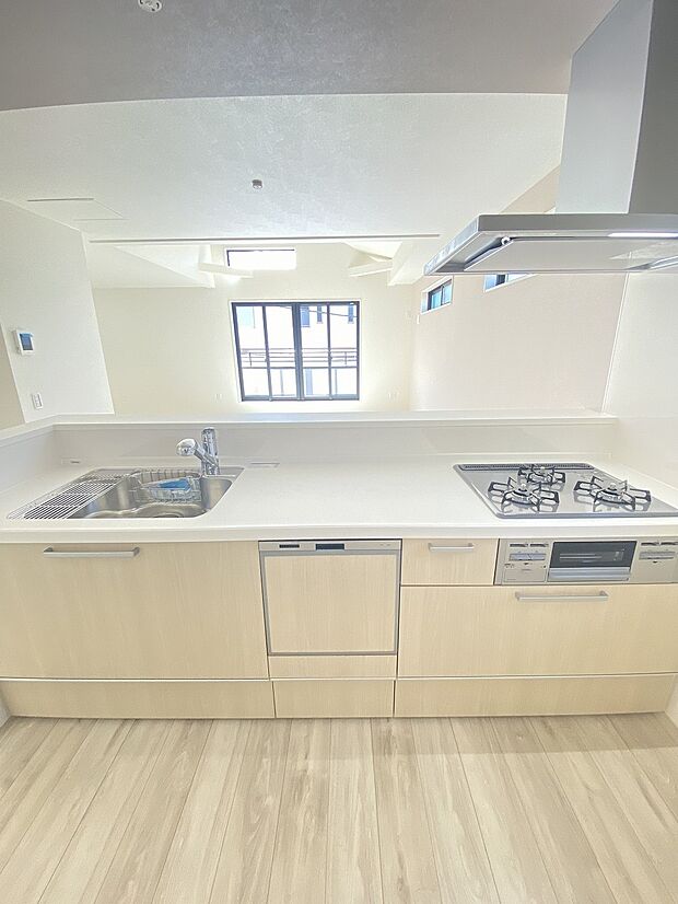 忙しい時も、お子様との時間を増やしたい時も強い味方になってくれる食洗機付きです。