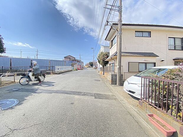 都会の喧騒を離れ、心がふっと軽くなるような暮らしを。